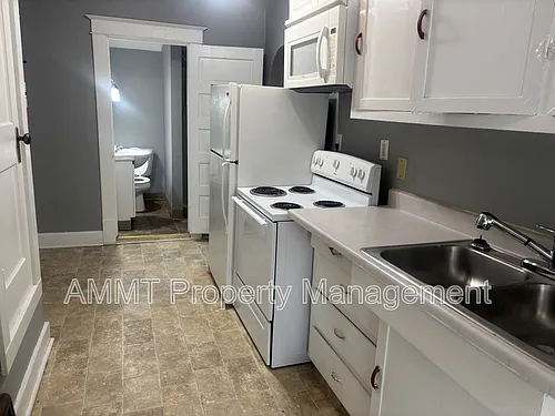1725 D Ave NE #3 Photo 1 1725 D Ave NE #3 Photo 1