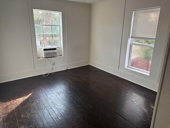 5th image of 434 E Tillman Ave #7W