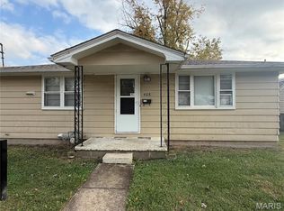 408 E Durley St, Greenville, IL 62246