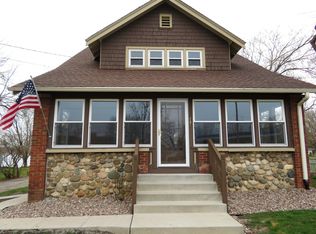 707 Main St, Mukwonago, WI 53149