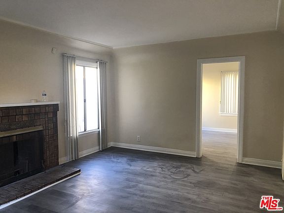 5th image of 8950 Dayton Way