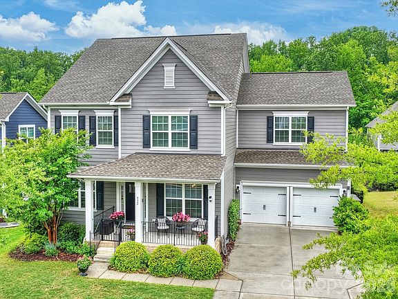 2nd image of 932 Claires Creek Ln