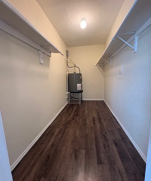Sunshine Village Apartments — Photo 5