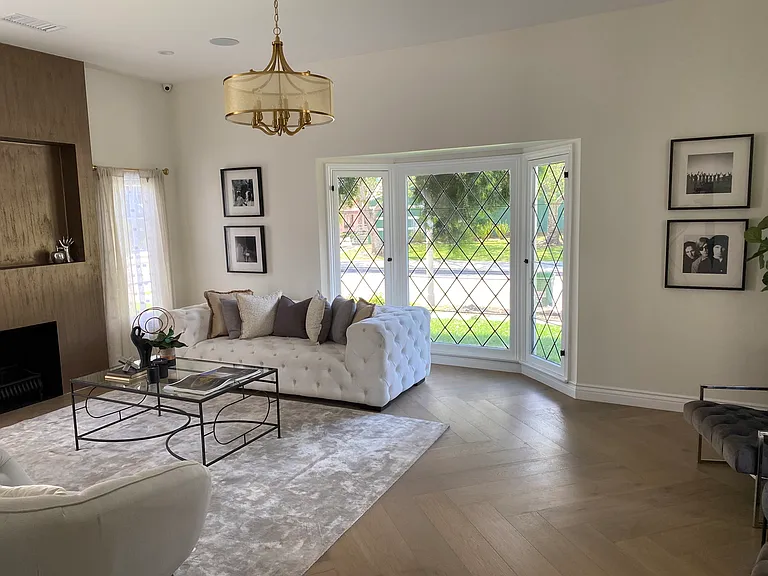 140 S Gardner St — Photo 11