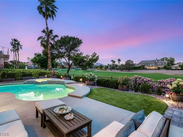 8936 Rainbow Ridge Dr, Las Vegas, NV 89117