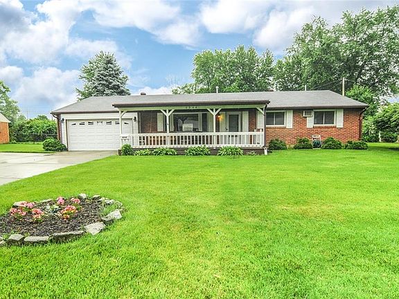 5th image of 4944 Arrowhead Dr