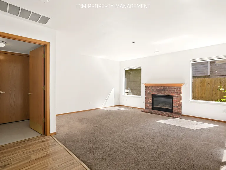 10103 SE 225th Pl — Photo 7
