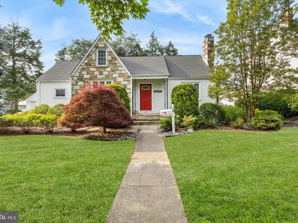 30 Eaton Ave, Hamilton, NJ 08619