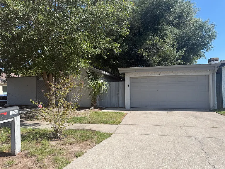 1954 Gregory Dr — Photo 1