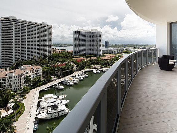 5th image of 4100 Island Blvd Unit 1501