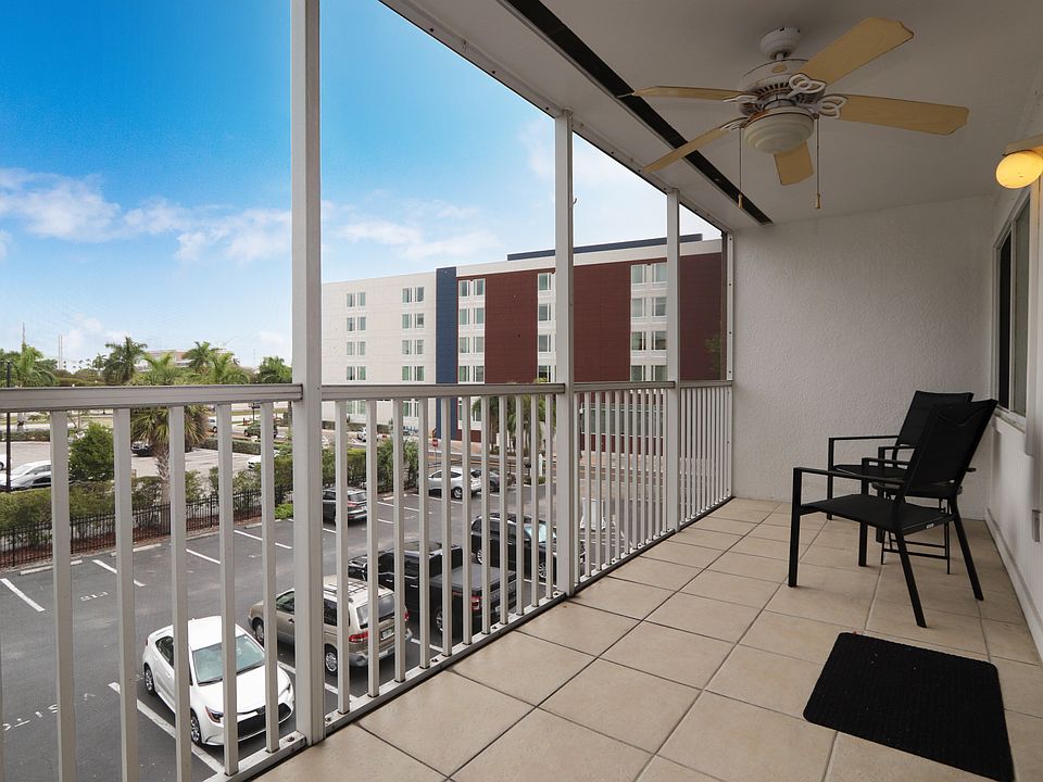 1st image of 150 Harborside Ave #1