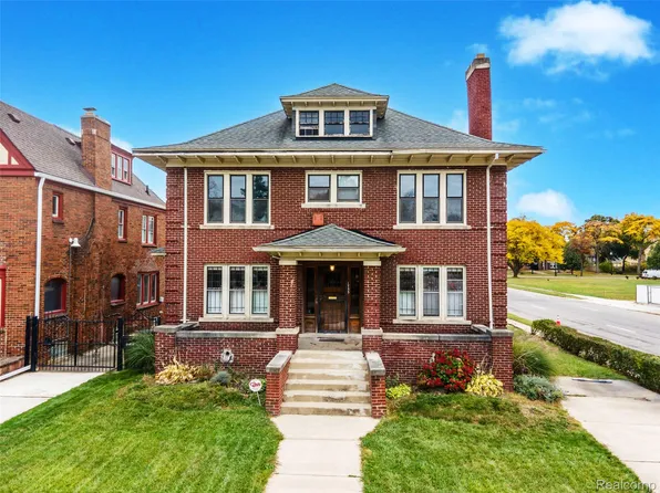 1755 W Boston Blvd, Detroit, MI 48206