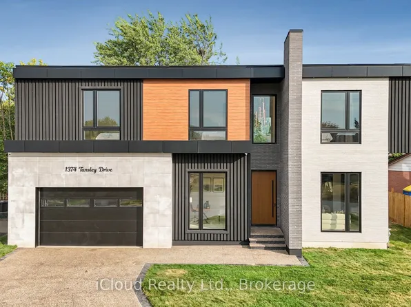 1374 Tansley Dr, Oakville, ON L6L 2N4
