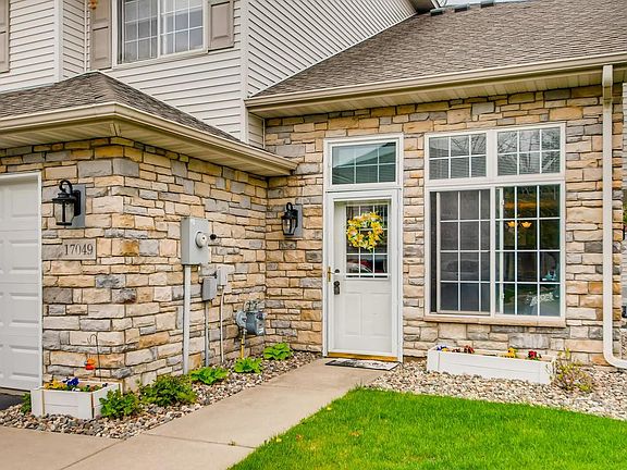 4th image of 17049 Eagleview Ln