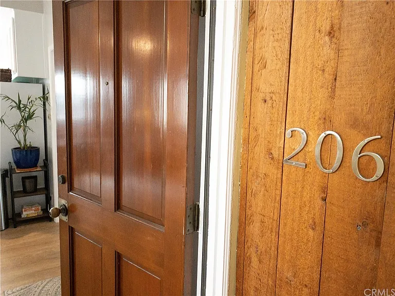 11643 Gorham Ave #206 — Photo 16