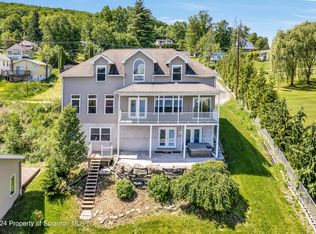 130 Evergreen Ln, Factoryville, PA