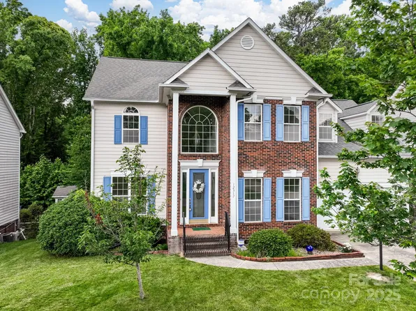 12317 Panthersville Dr, Charlotte, NC 28269