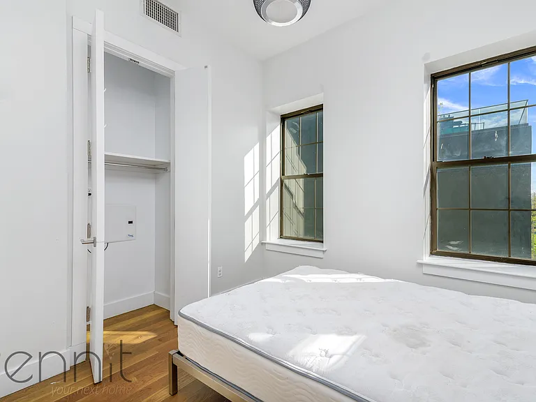 146 Wyckoff Ave #2R — Photo 6