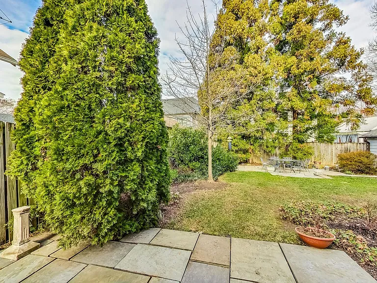 4509 Highland Ave — Photo 47