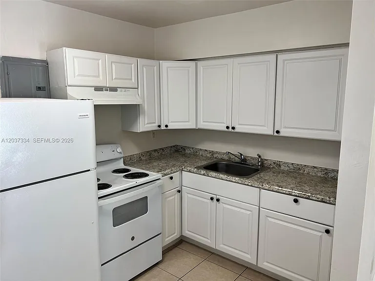 2910 NW 92nd St #2910 — Photo 3