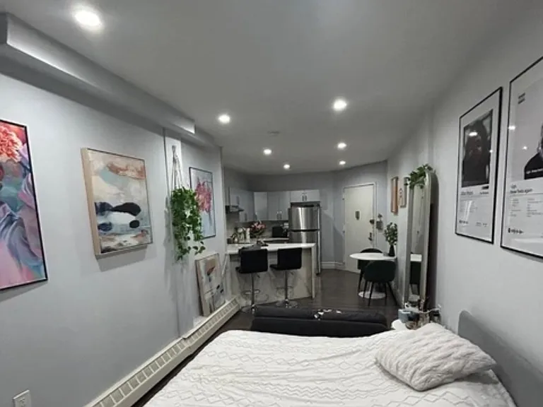 950 Bergen St #3 — Photo 2