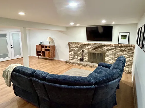 6616 Pepin Dr, Upper Marlboro, MD 20772