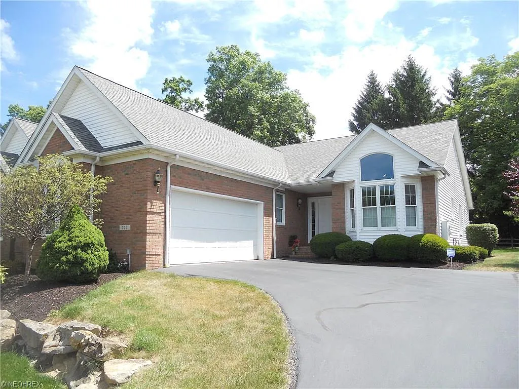 222 Blue Winged Dr SE photo 1