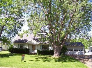 379 Dellwood Rd, Rochester, NY 14616