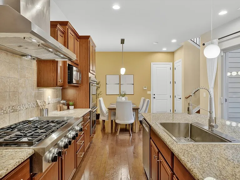 10126 Ridgegate Cir — Photo 21