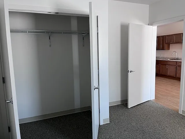 Edgewater Village — Photo 11