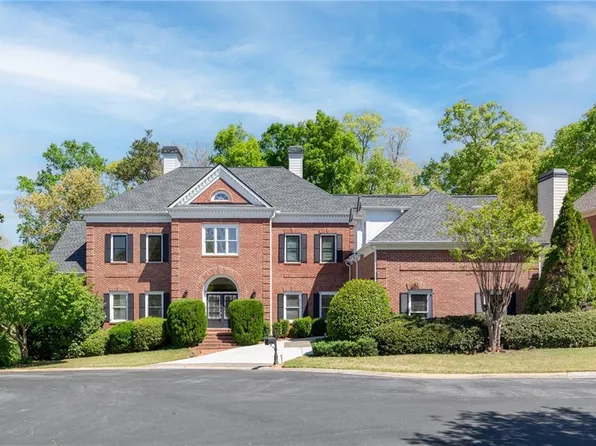 2203 Iron Gate Dr SE, Smyrna, GA 30080