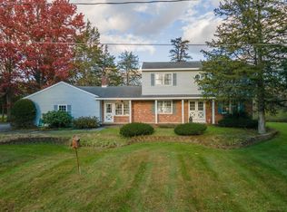 5 Camp Rd, Rexford, NY 12148