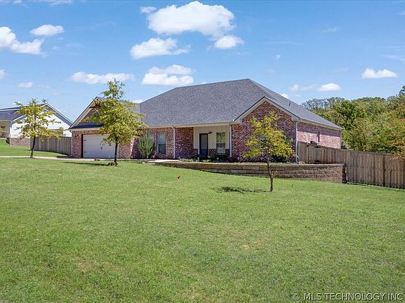 2nd image of 2086 Ranchette Rd