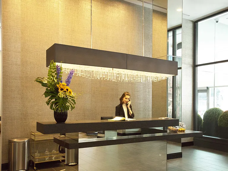 Concierge and Door Service