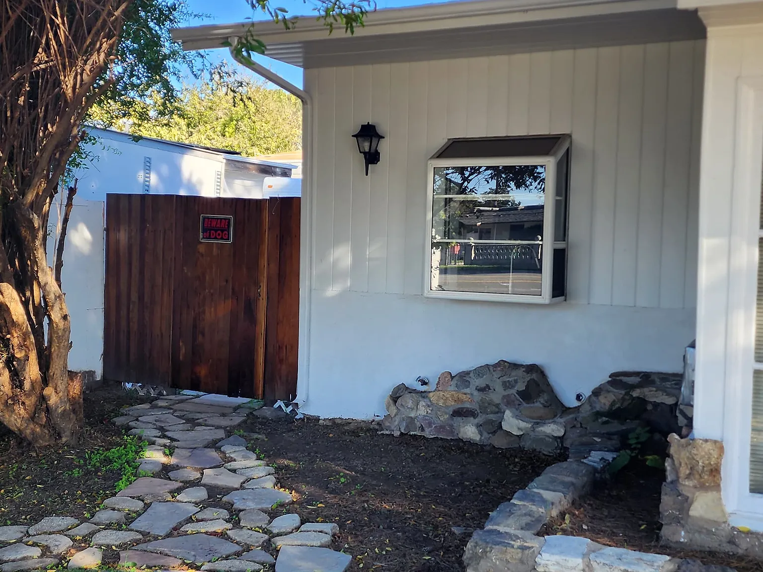 3 bed, 1600 sqft, $3,600 — Photo 3
