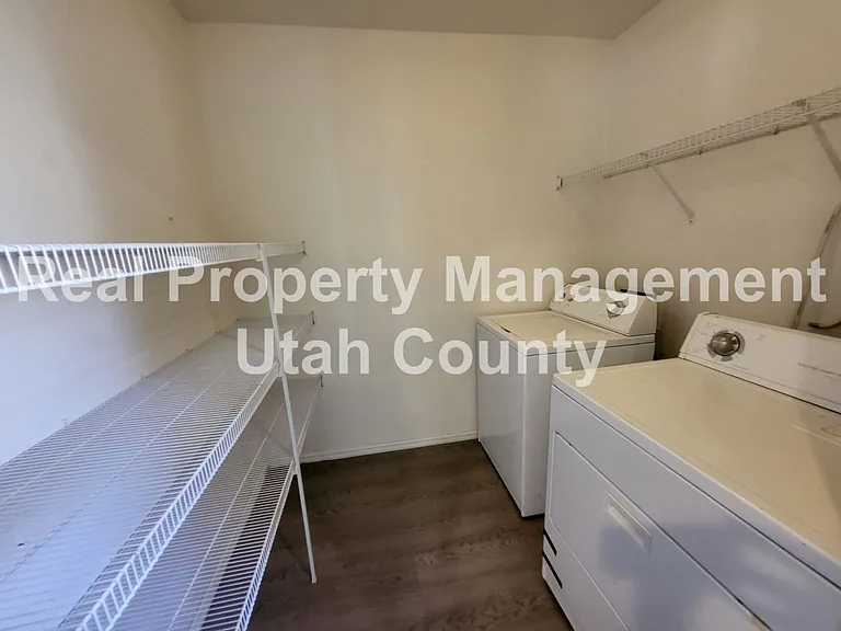 2169 E Summit Way — Photo 7