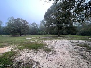 21605 McDowell Rd, Saucier, MS 39574