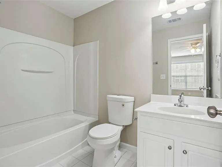 642 Bernay Way — Photo 19
