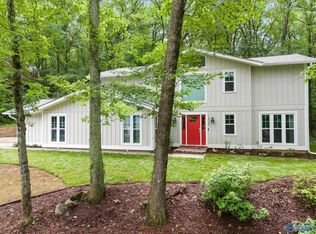 1003 Brook Ridge Cir SE, Huntsville, AL 35801