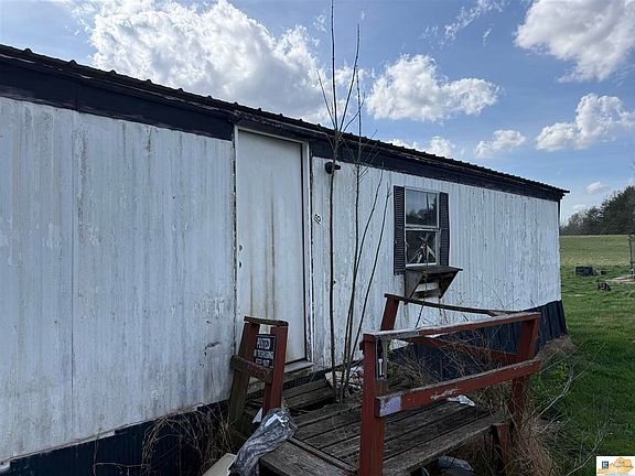 4th image of 2655 Bird Rd