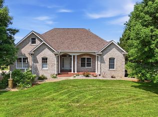 5097 N Village Dr, Leesburg, IN 46538