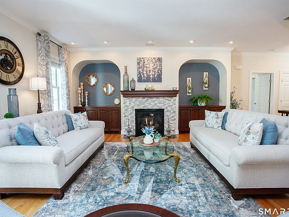 3rd image of 37 Bantry Road #37