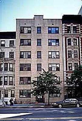 Rented by R New York | media 7