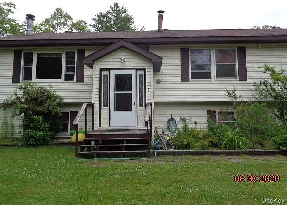 2nd image of 6 Country Ln