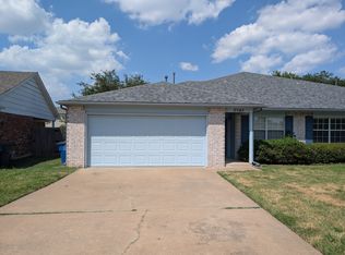 6945 E 46th Pl, Tulsa, OK 74145