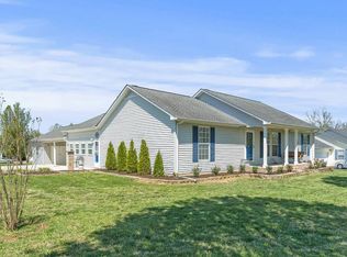 2860 Paran Pointe Dr, Cookeville, TN 38506