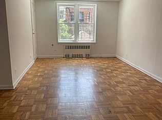 10820 62nd Dr APT 2A, Forest Hills, NY 11375