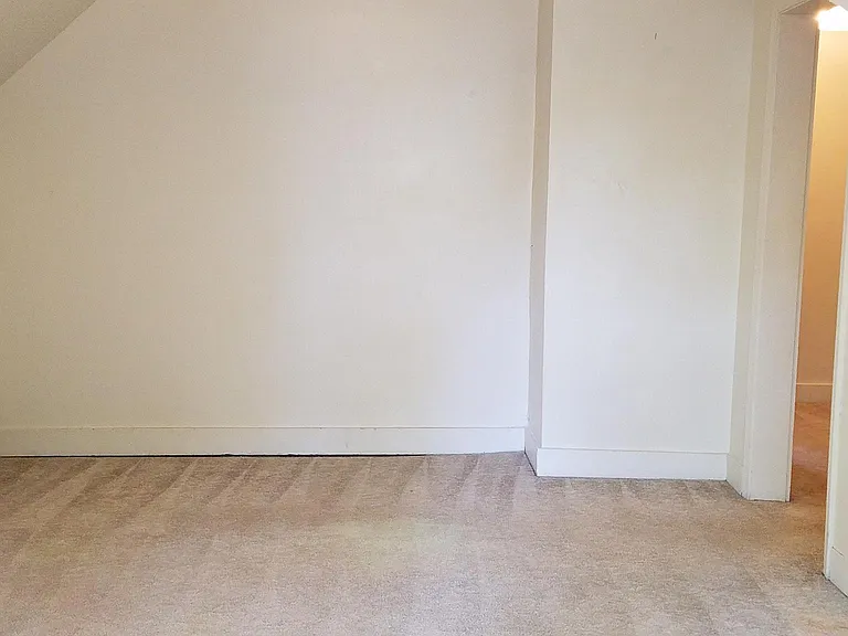 601 E Randolph St #C — Photo 2