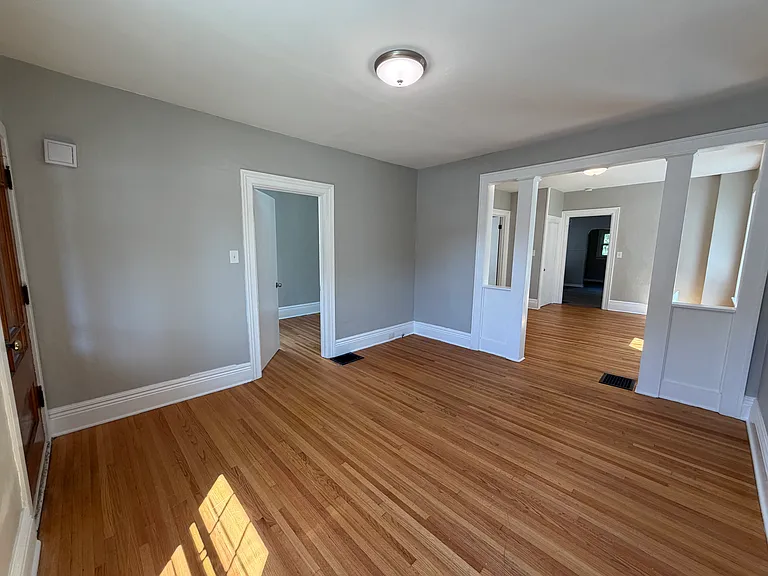 71 Sawyer Ave — Photo 25