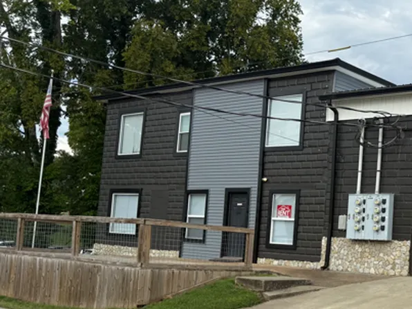 118 Old St APT 6, Munfordville, KY 42765